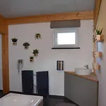 Un Espace Au Bord De L'eau Paliseul
