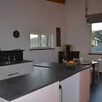 Un Espace Au Bord De L'eau Paliseul